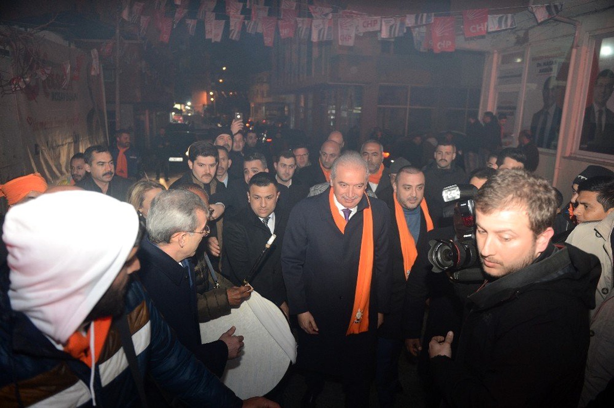 Mevlüt Uysal: " Kentsel Dönüşümde Türkiye\'ye Örnek Projeler Yapacağız"