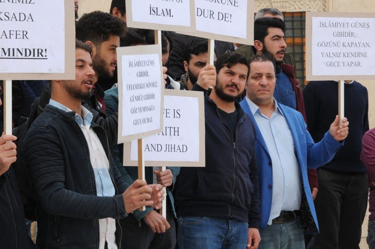 Öğrenciler Yeni Zelanda\'daki Terör Saldırısını Kınadı