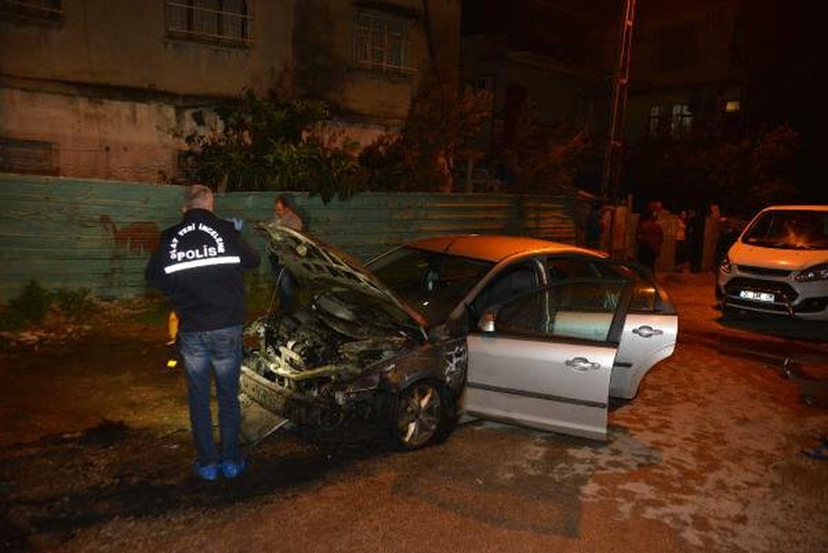 Otomobil, Yangında Kullanılmaz Hale Geldi