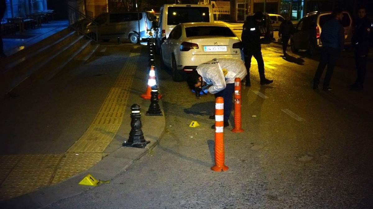 Pendik\'te Yol Verme Kavgası Kanlı Bitti