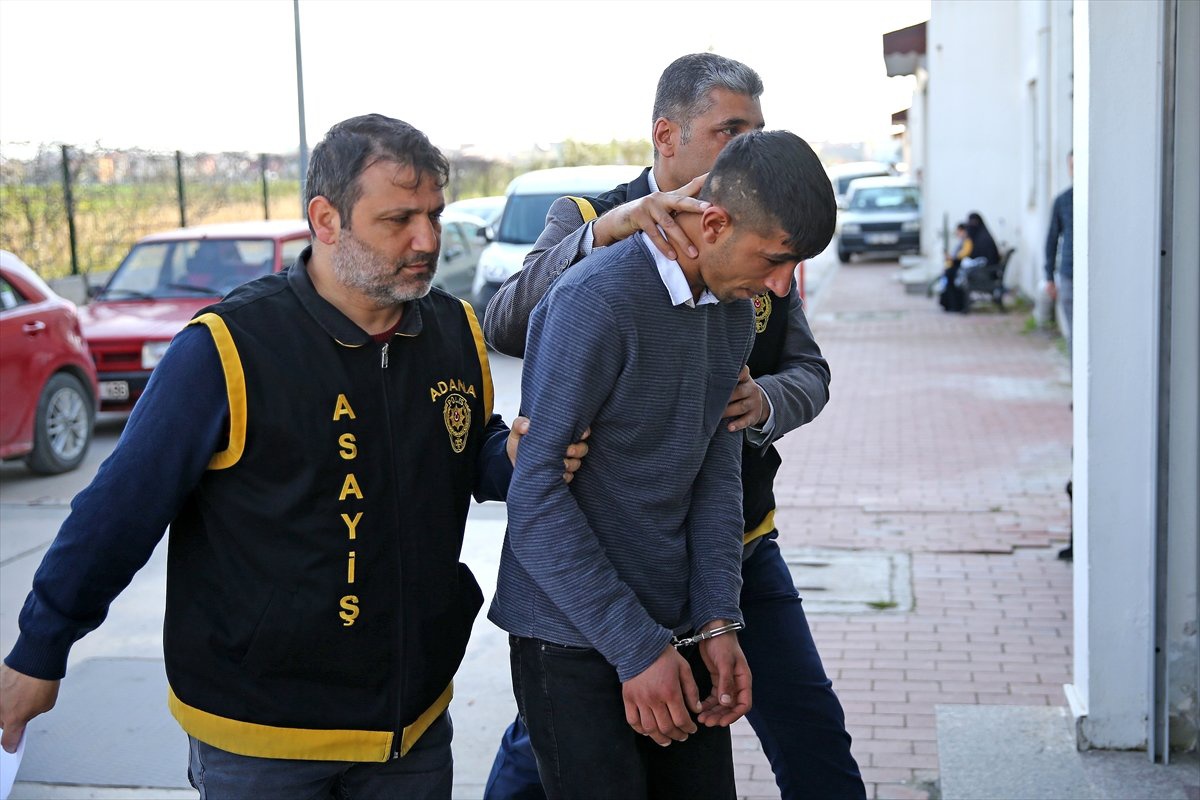 Suç Mahalline Geri Dönüp Mağduru Polise Yönlendirmişler