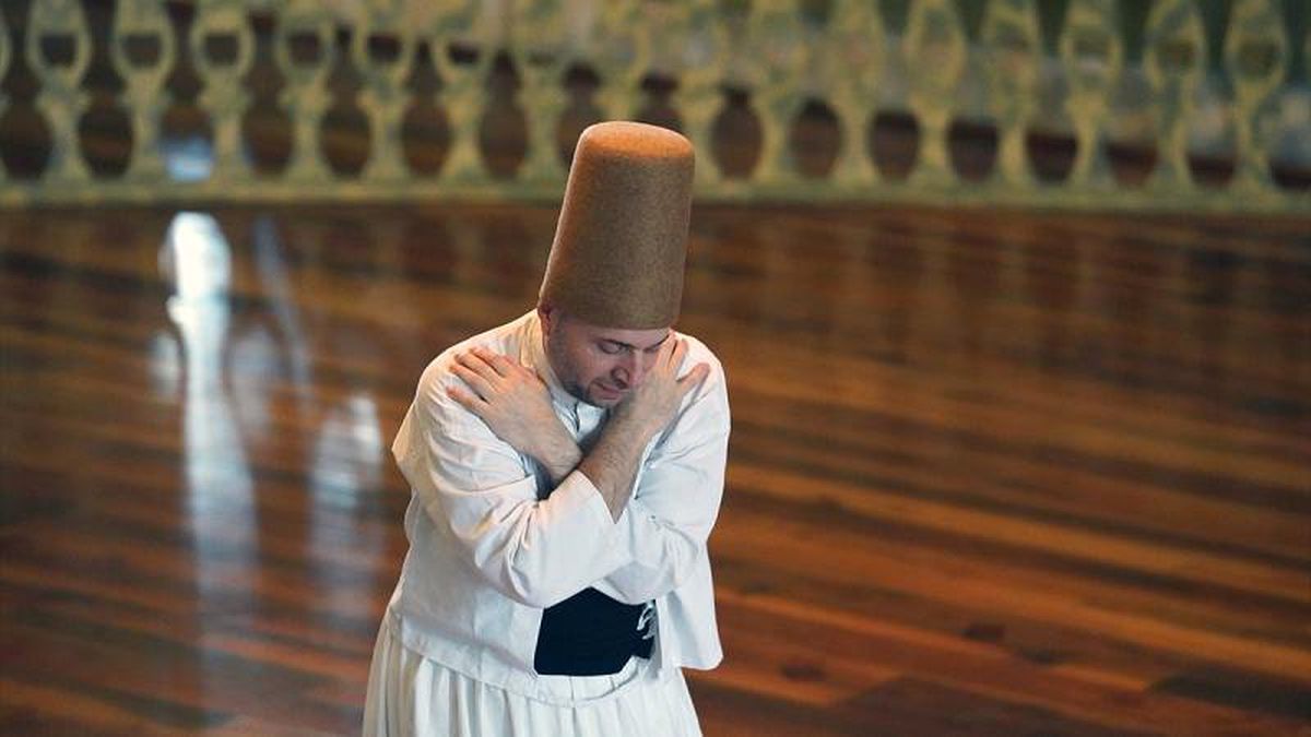 Video | İngiliz Semazen Cemal\'in Londra\'dan İstanbul\'a Uzanan Yolculuğu