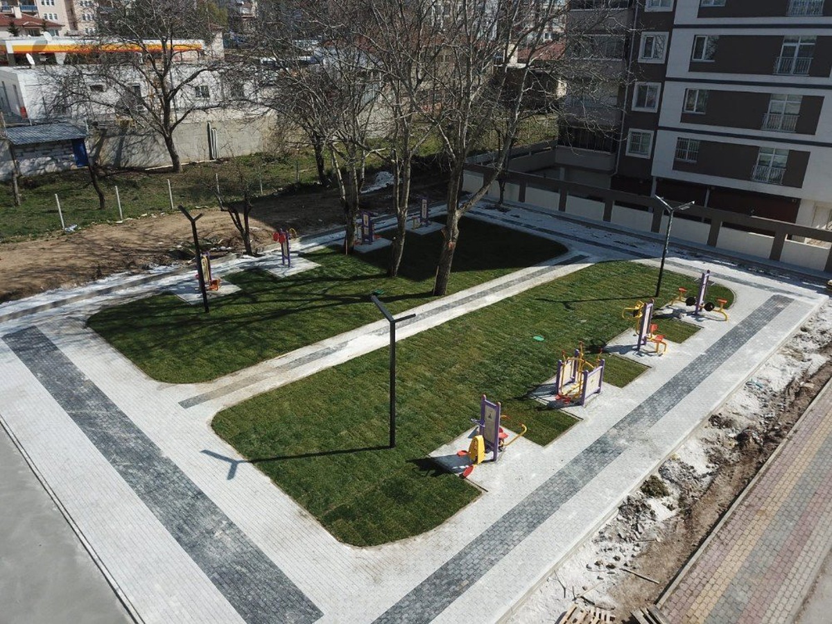 Yeni Mahalle\'de Park Alanlarına Yenileri Ekleniyor