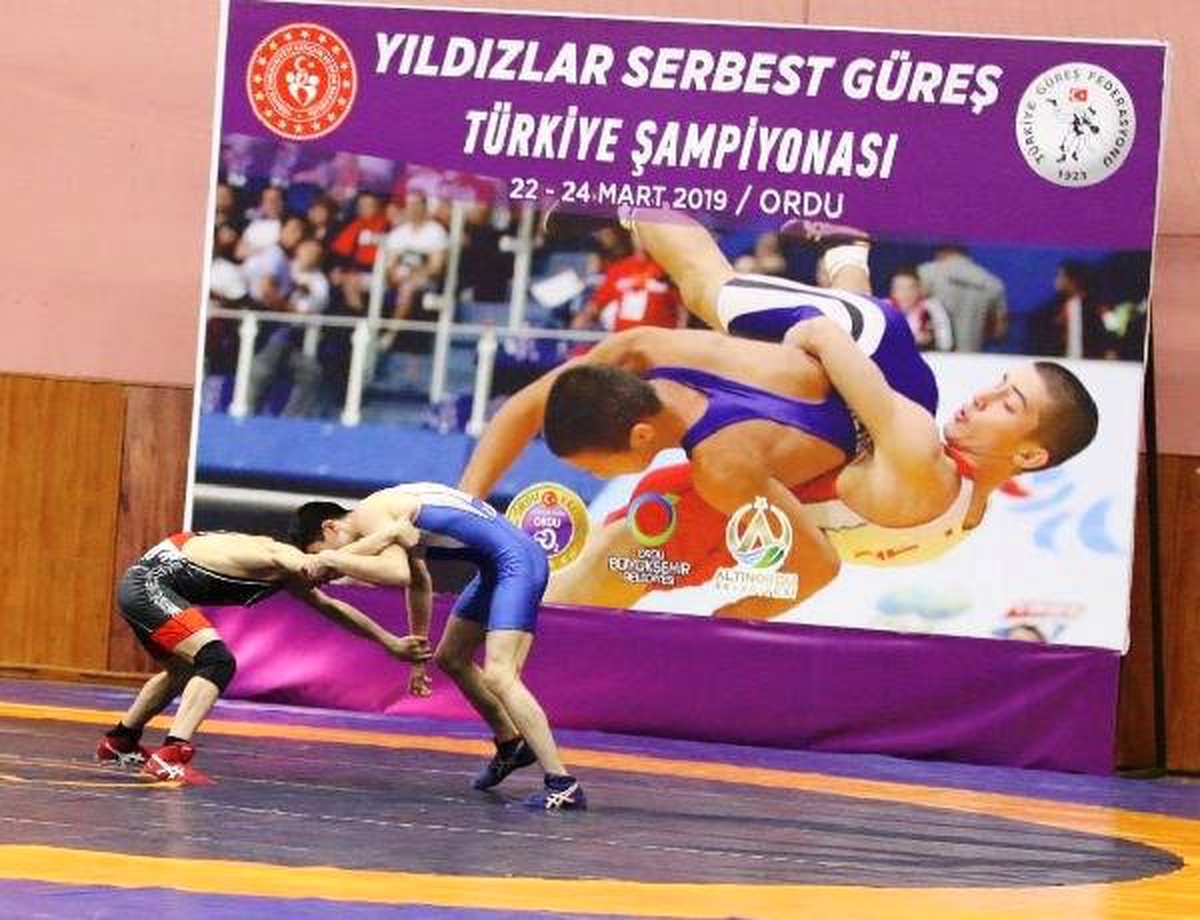 Yıldızlar Serbest Güreş Şampiyonası Ordu\'da Başladı