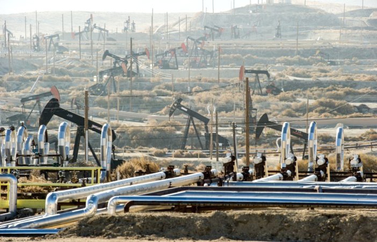 ABD\'de petrol sondaj kule sayısı yaklaşık 1 yılın en düşüğünde