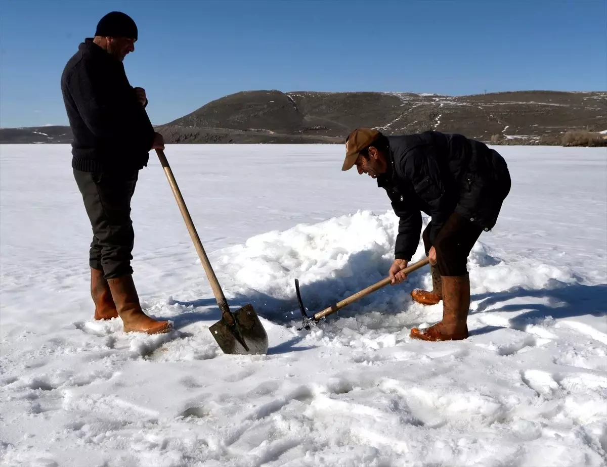 Bahar Gelince Eskimo Usulü Avcılığa Veda Ettiler