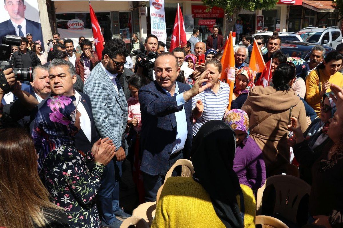 Bakan Çavuşoğlu: "Onların Listelerini PKK Belirledi"