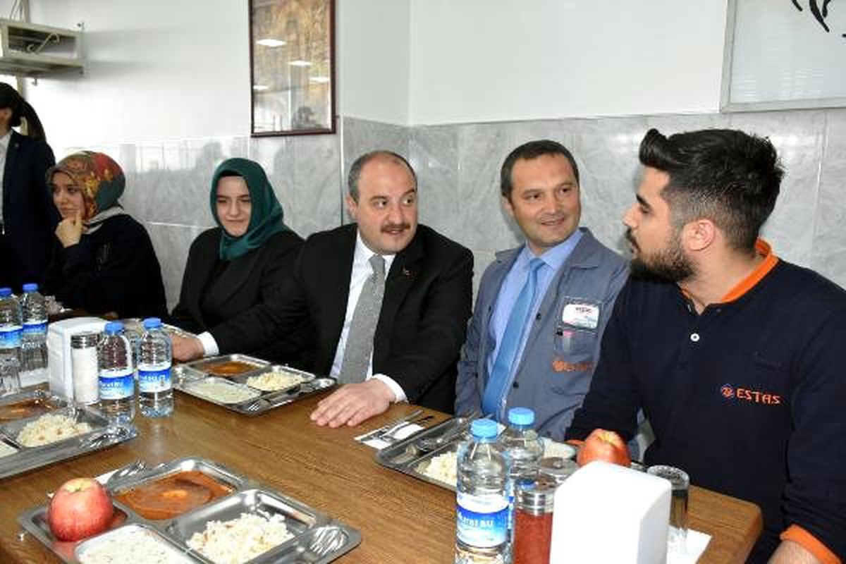 Bakan Varank: Yerli Kaynaklarla Üretimde Tam Bağımsızlığı Hedefliyoruz (2)