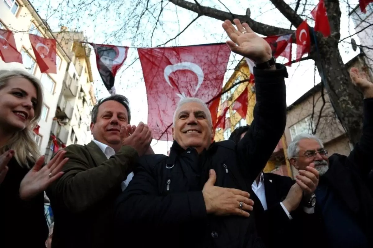 Bozbey, Çarşamba ve Çırpan\'ın Nabzını Tuttu