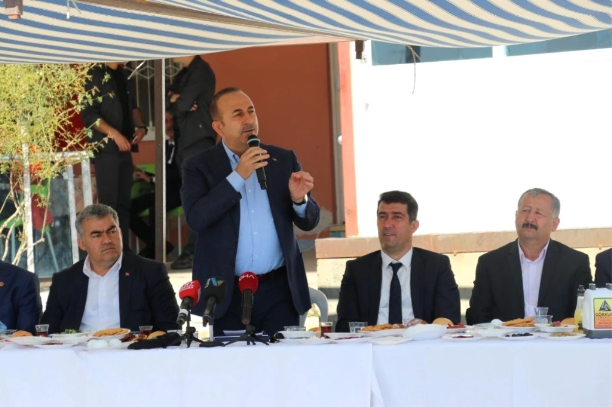 Dışişleri Bakanı Çavuşoğlu: "Yeni Zelanda\'daki O Terörist Yalnız Değildir"