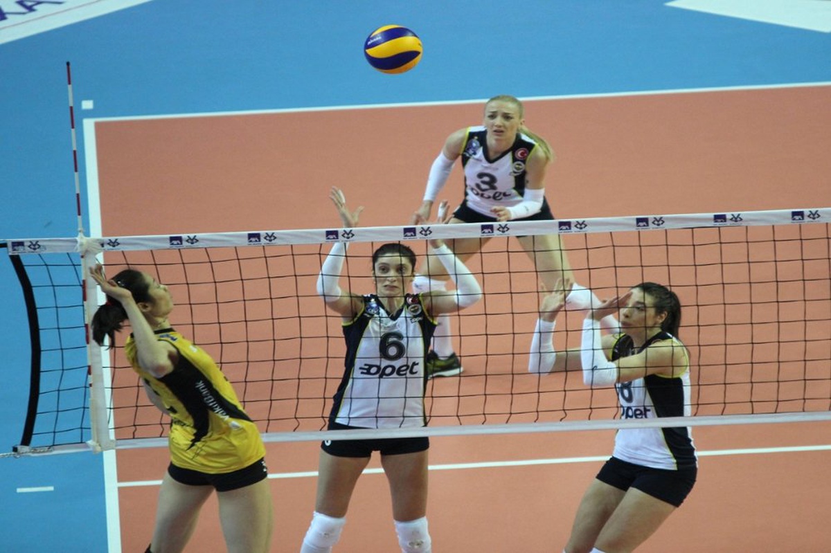 Finalin Adı Eczacıbaşı Vitra - Fenerbahçe Opet