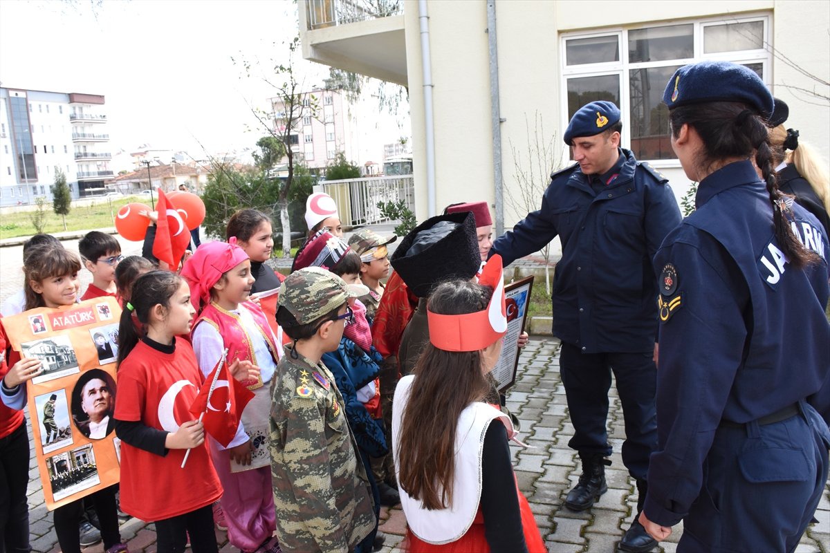 Germencik\'te İlkokul Öğrencilerinden Jandarmaya Mektup