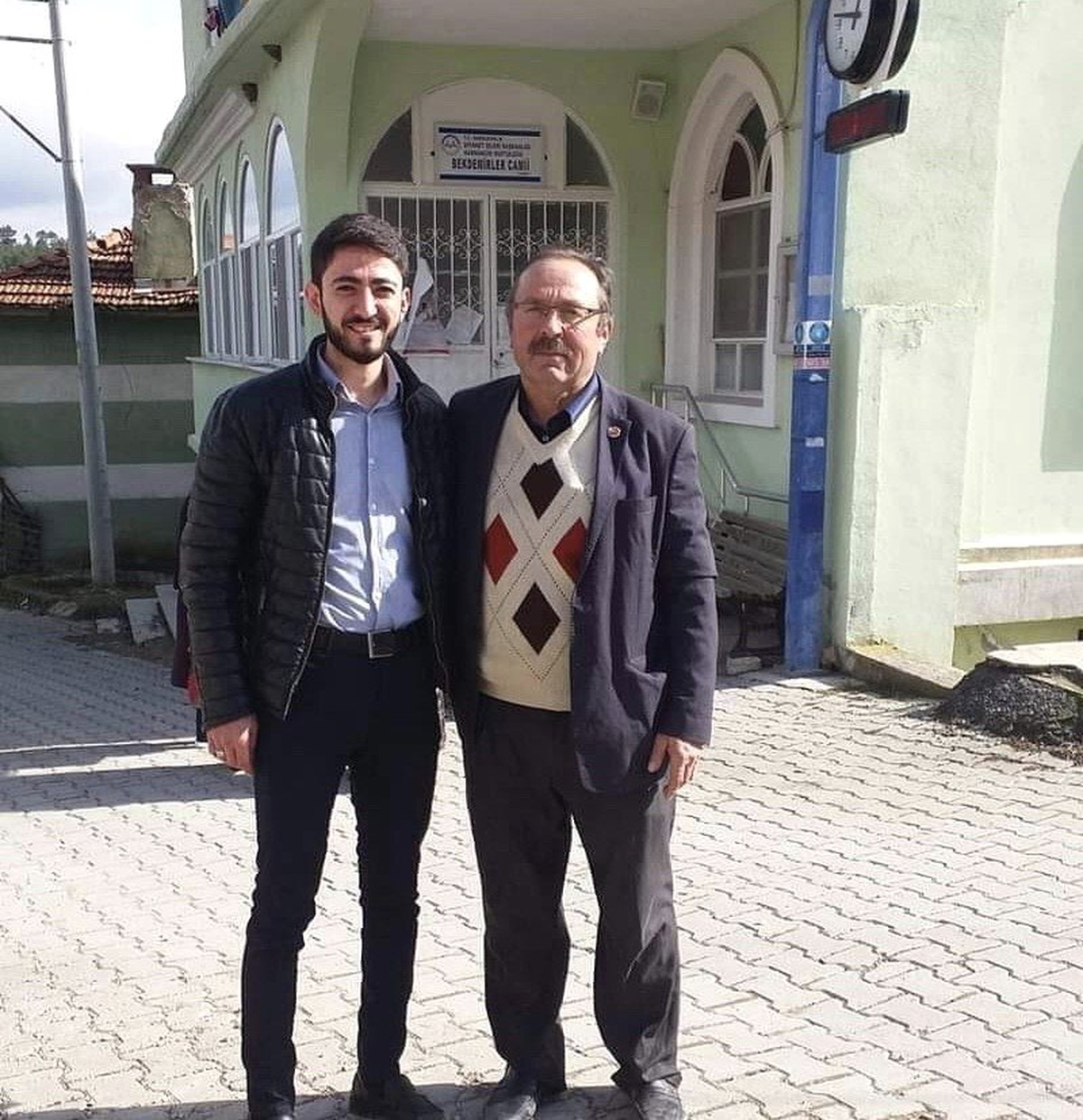 Halı Saha Maçından Sonra Kalp Krizi Geçiren Genç İmam Öldü