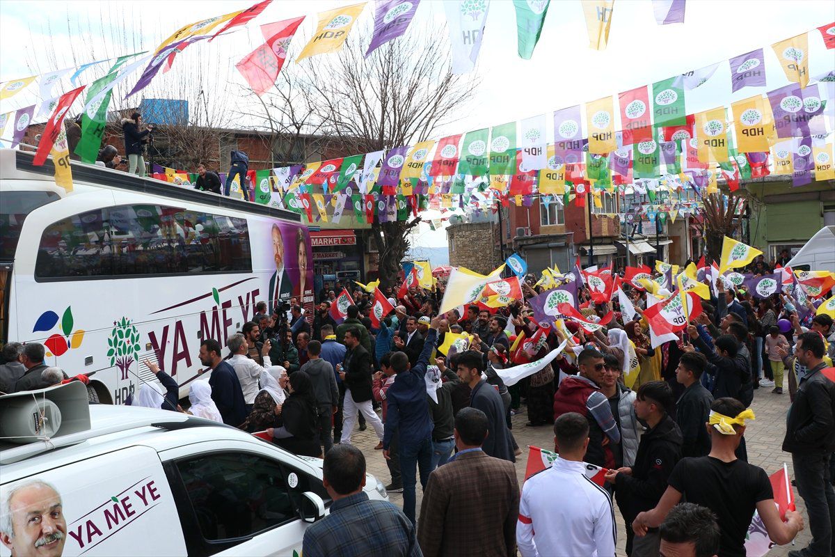 Hdp\'nin Diyarbakır\'daki Mitingleri