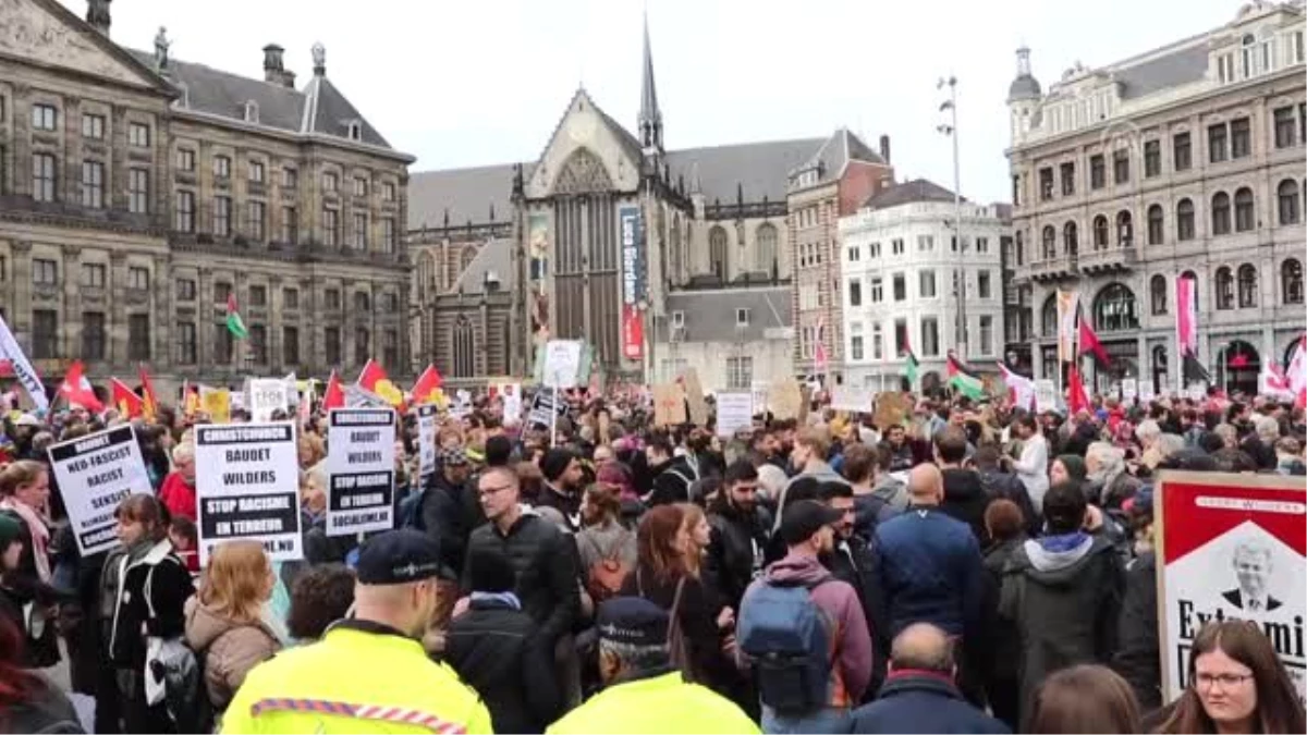 Hollanda\'da Irkçılığa ve Ayrımcılığa Karşı Gösteri - Amsterdam