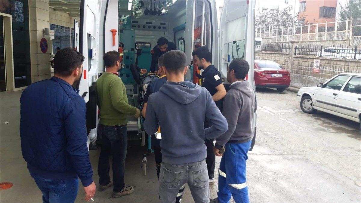 İnşaat Düşen İşçi Yaralandı