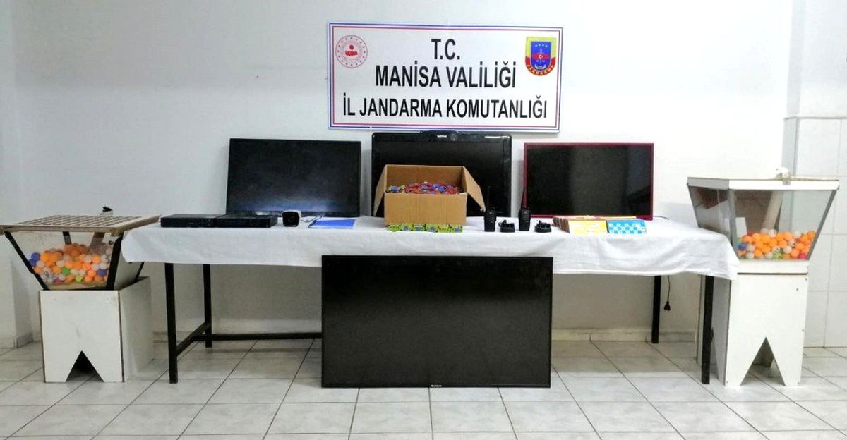 Jandarmadan Dernek Binasına Kumar Baskını