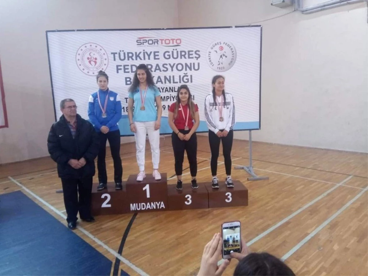 Karabüklü Güreşçi Türkiye 3.sü Oldu