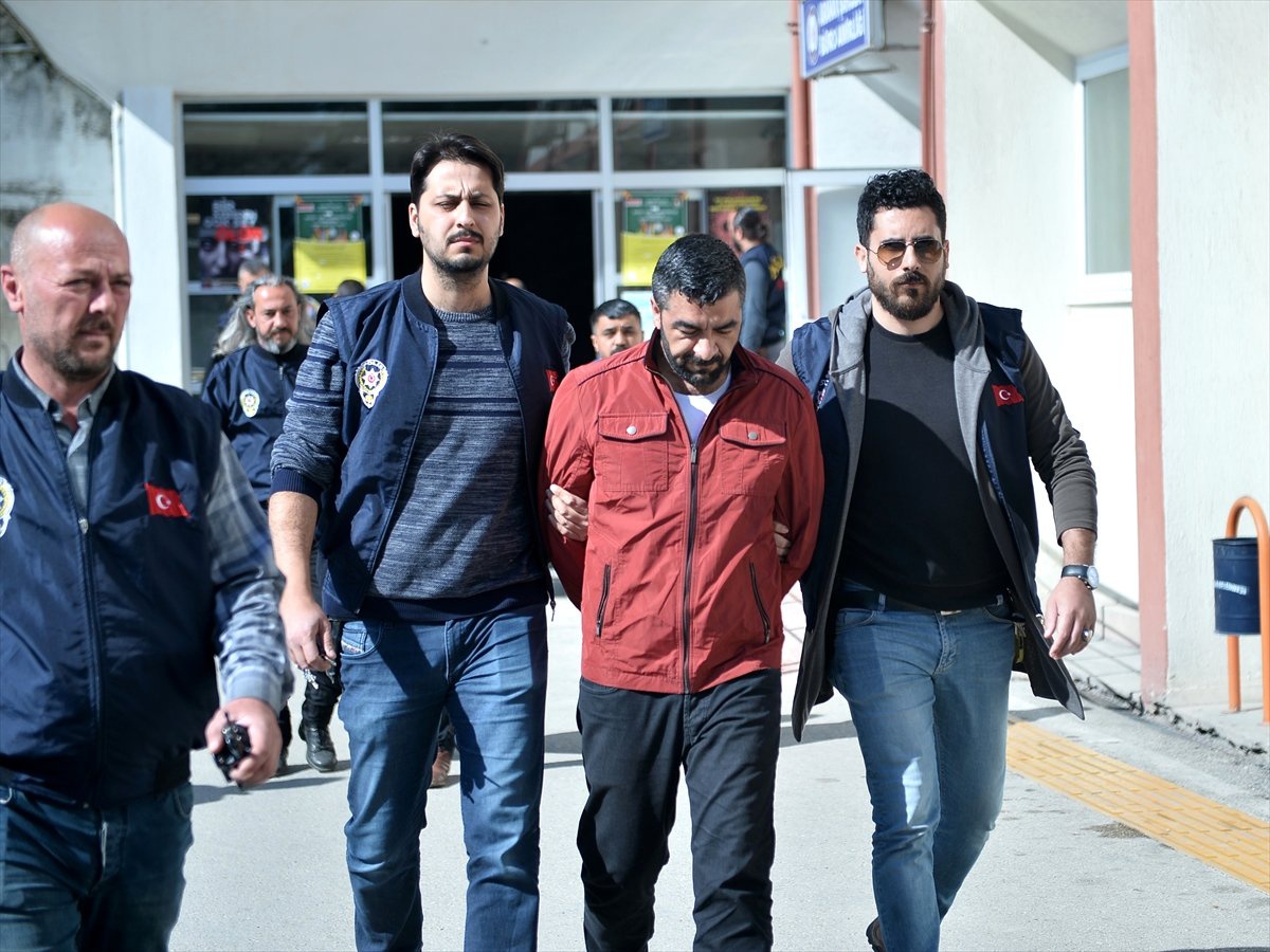Mersin\'de Telefonla Dolandırıcılık Zanlılarına Operasyon
