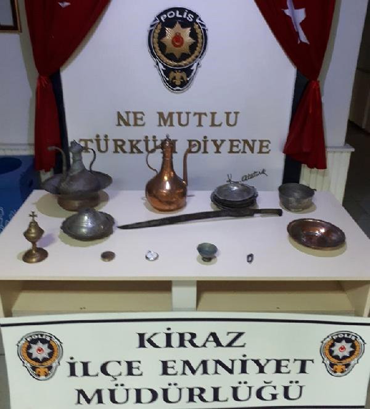 Ödemiş\'te Tarihi Eser Operasyonu: 2 Gözaltı
