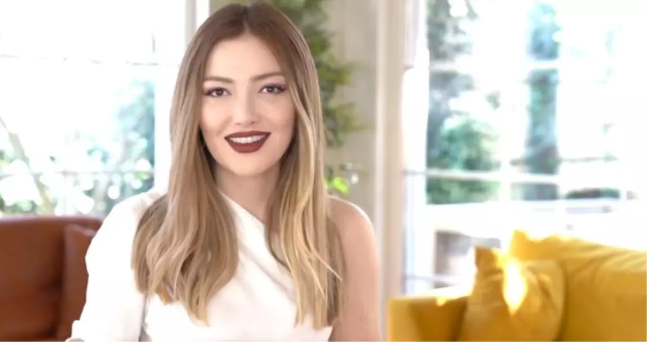 Ödül Törenine Katılan YouTuber Danla Bilic, Sevgilisiyle Dans Etti