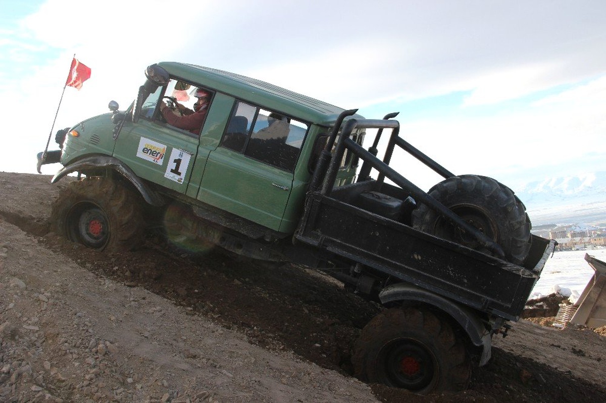 Palandöken Manzaralı Offroad Yarışları Nefes Kesti