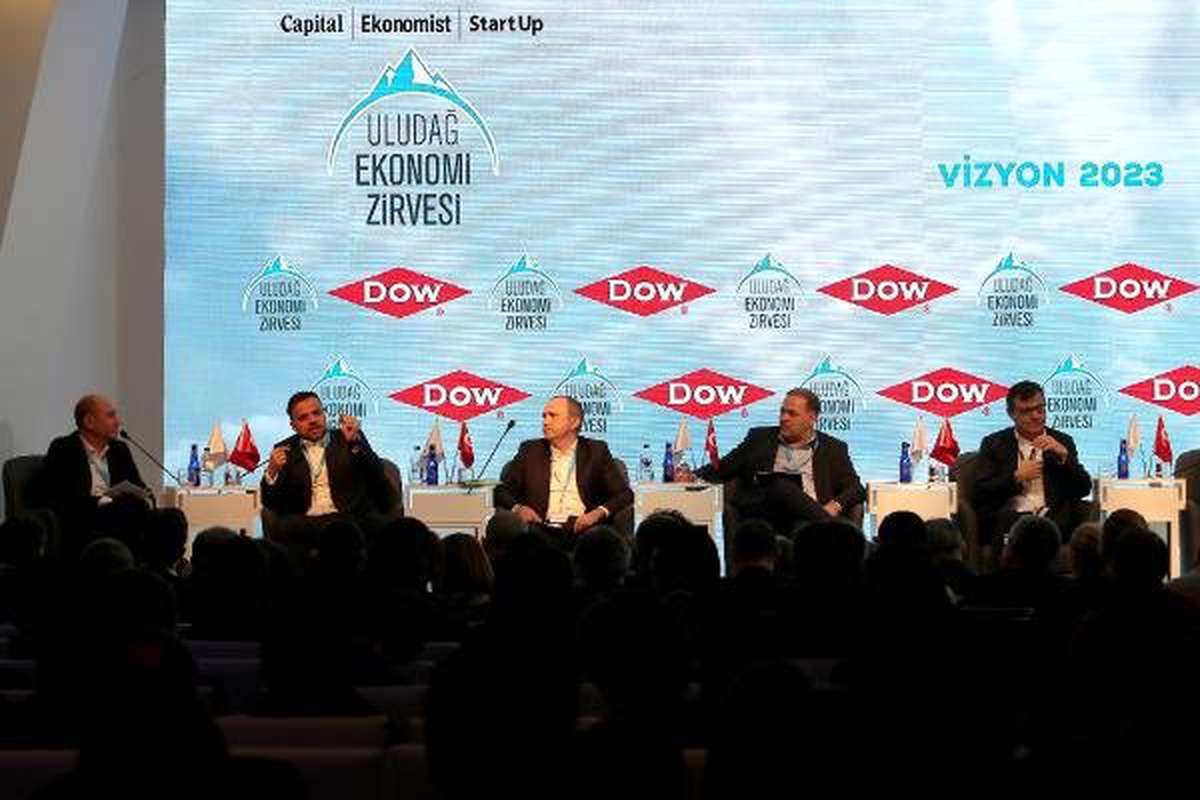 Uludağ Ekonomi Zirvesi\'nde \'2023 Vizyonu\' Tartışıldı