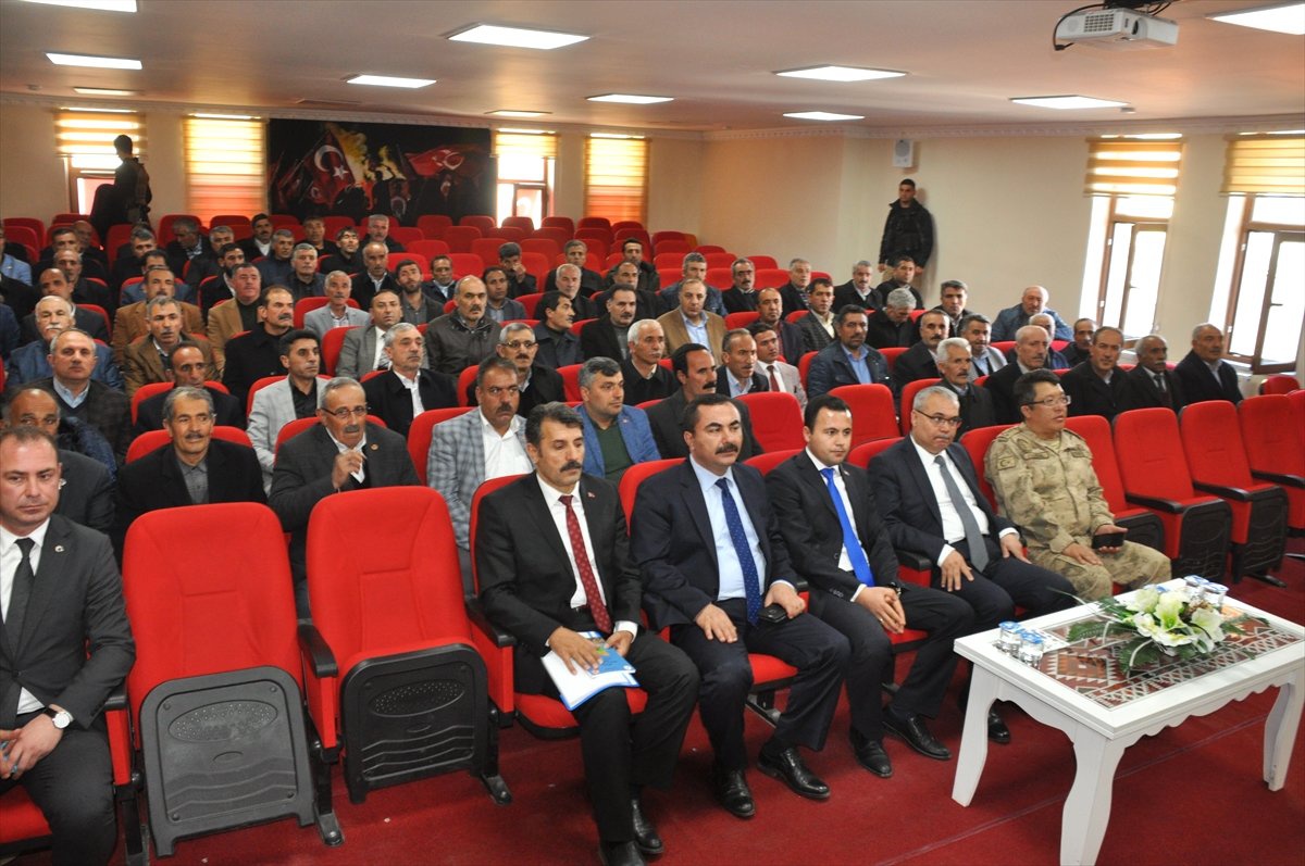 Vali Gündüzöz Muhtarlarla Bir Araya Geldi