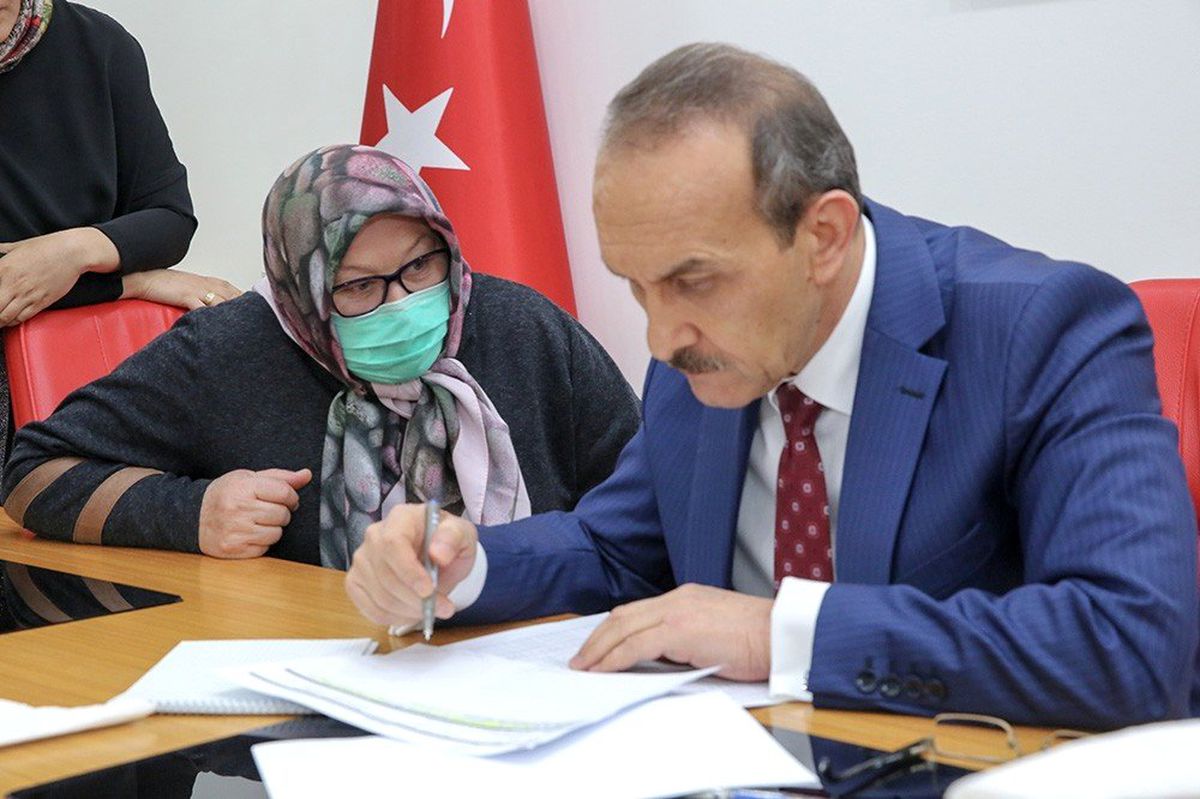 Vali Yavuz\'dan Halk Günü