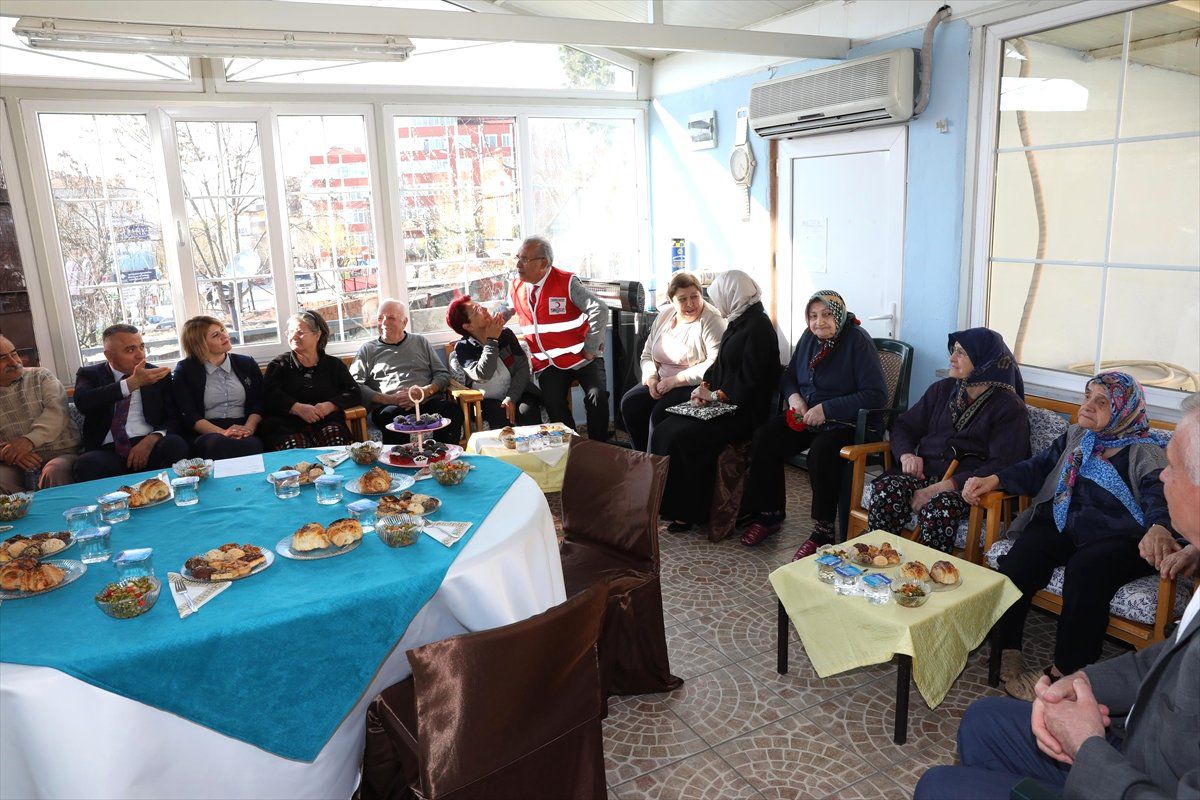 Yaşlılar Haftası