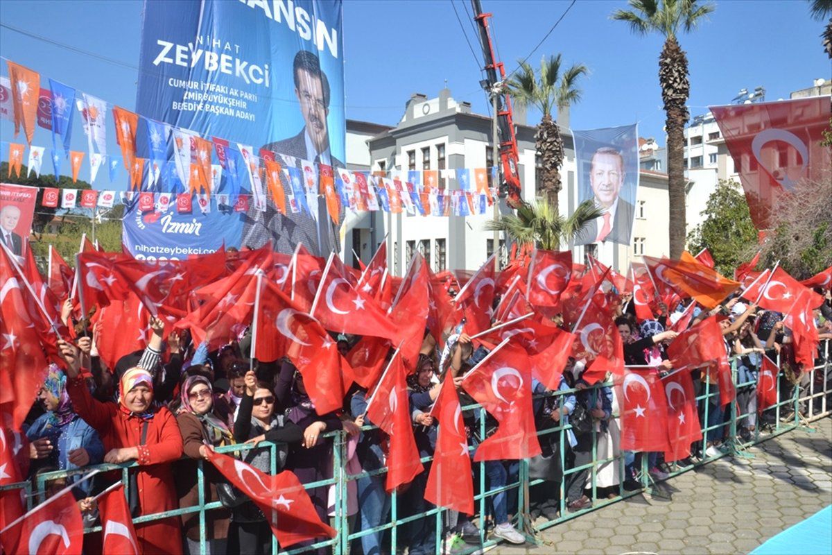 Zeybekci, Ödemiş\'te Halka Seslendi