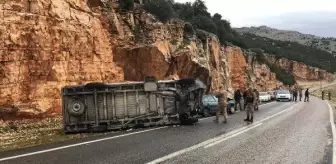 Adıyaman'da İki Ayrı Kazada 20 Kişi Yaralandı