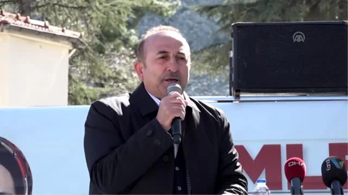 Çavuşoğlu: "Tüm Bu Davalarımızı CHP Zihniyetine Teslim Edebilirmiyiz"