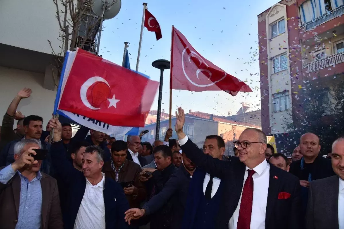 Cumhur İttifakı Adayı Ergün\'den Köprübaşı\'nda Miting