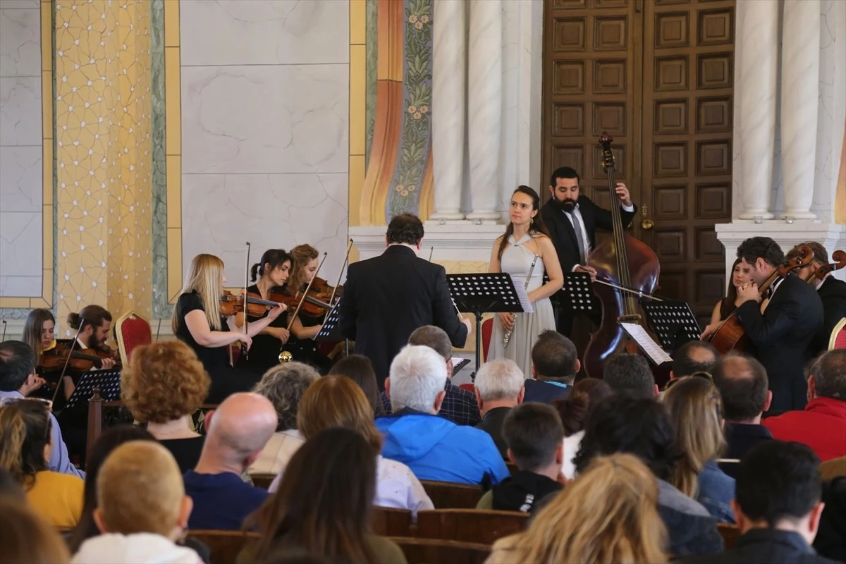 Edirne Büyük Sinagog\'da Oda Müziği Dinletisi