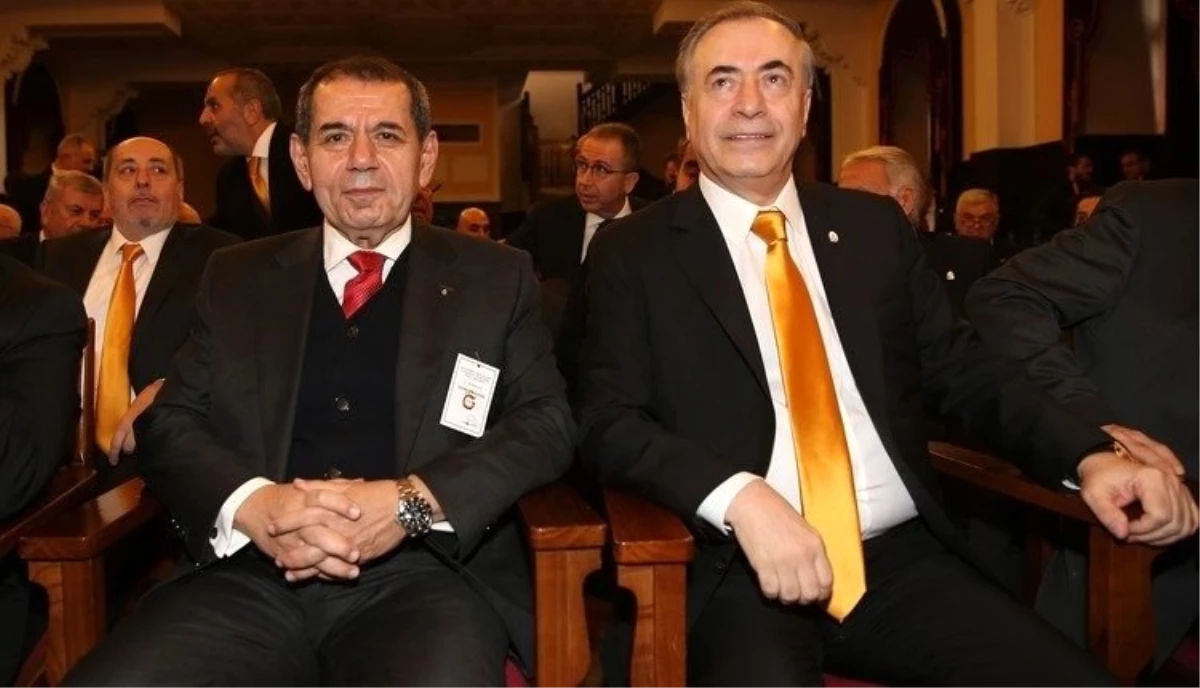 Galatasaray\'ın Eski Başkanı Dursun Özbek Yeniden Aday Oluyor