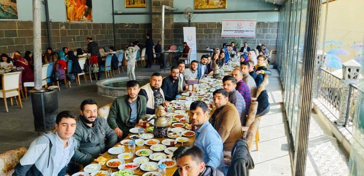 Gezer: "Sandıklara Sahip Çıkarak, Geleceğinize de Sahip Çıkacaksınız"