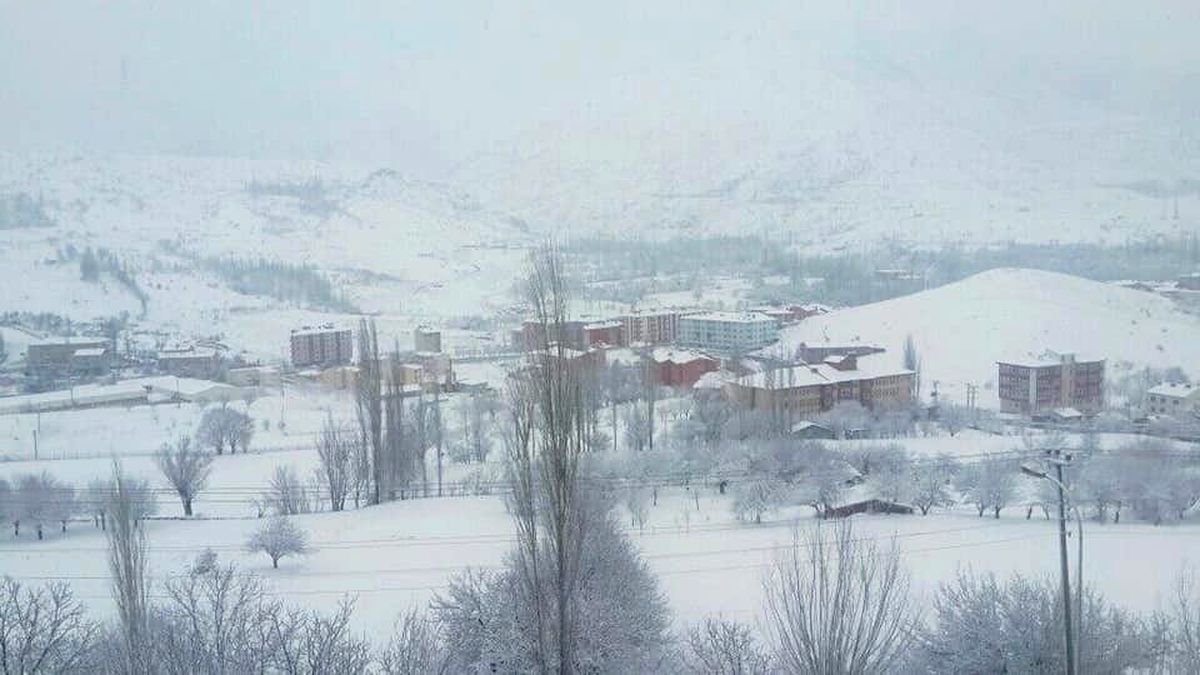 İspir Karla Uyandı