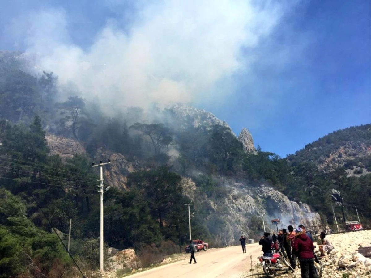 Olympos\'ta Çıkan Orman Yangını Söndürüldü