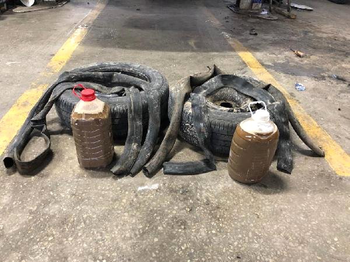 Otomobilin Lastiklerinde 10 Kilo 250 Gram Sıvı Eroin Ele Geçirildi