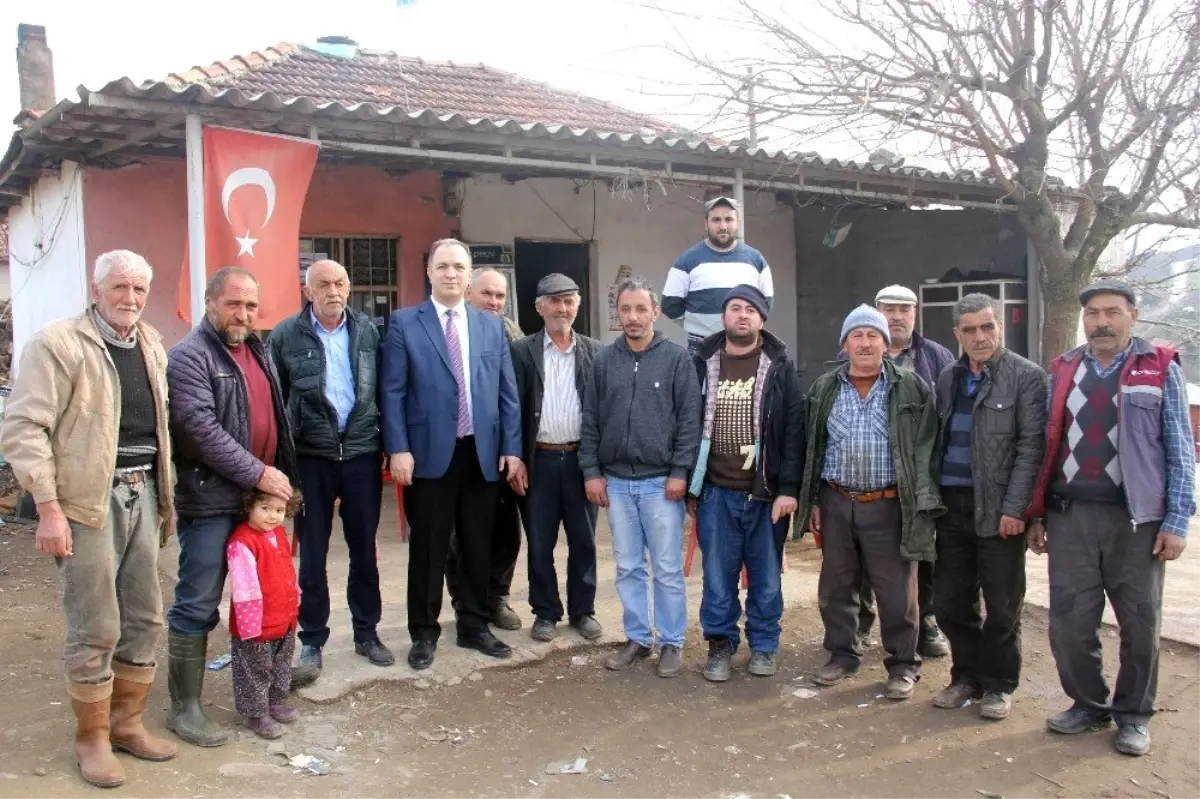 Salihli\'nin Bağımsız Adayı Gökçe Vatandaşlara Projelerini Anlattı