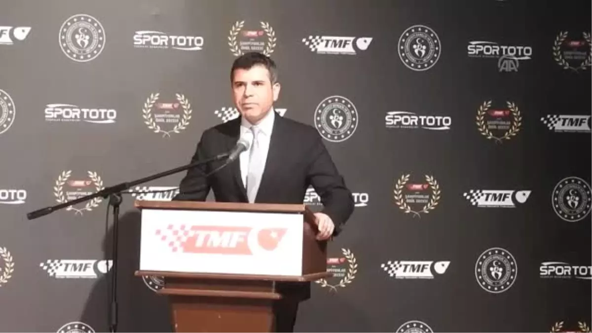 Şampiyonlar Ödüllendirildi