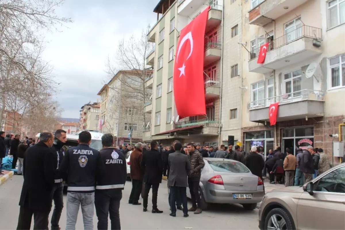 Şehidin Tokat\'taki Baba Ocağına Acı Haber Ulaştı