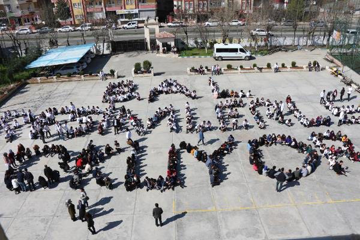 Batman\'da Öğrencilerden Kitap Okuma Etkinliği