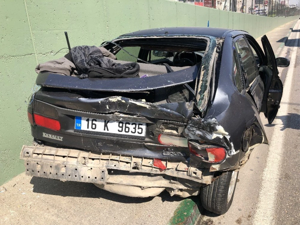 Bursa\'da Zincirleme Kaza: 2 Yaralı