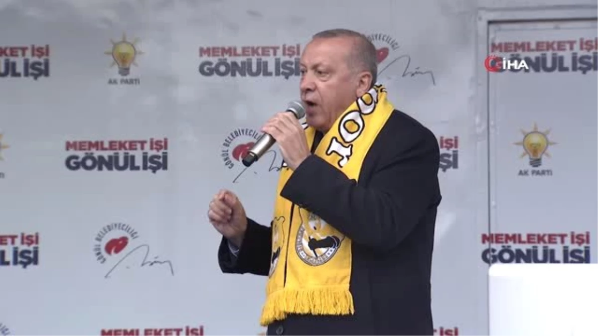 Cumhurbaşkanı Erdoğan: "Kapısında Nöbet Tuttukları Anayasa Mahkemesi\'nden Ayrılıp Buraya Gelemezler"