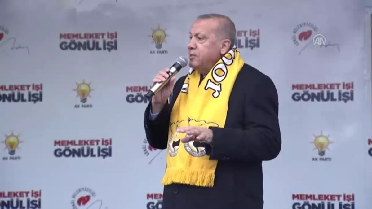 Cumhurbaşkanı Erdoğan: "Karşınıza Aldatmaca Bir Aday Çıkarıyorlar"