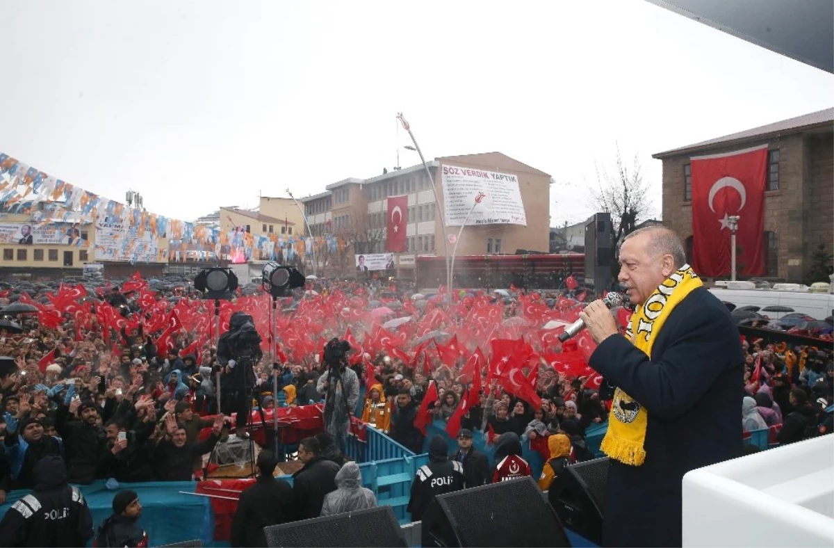 Cumhurbaşkanı Erdoğan, Muş\'tan Ayrıldı