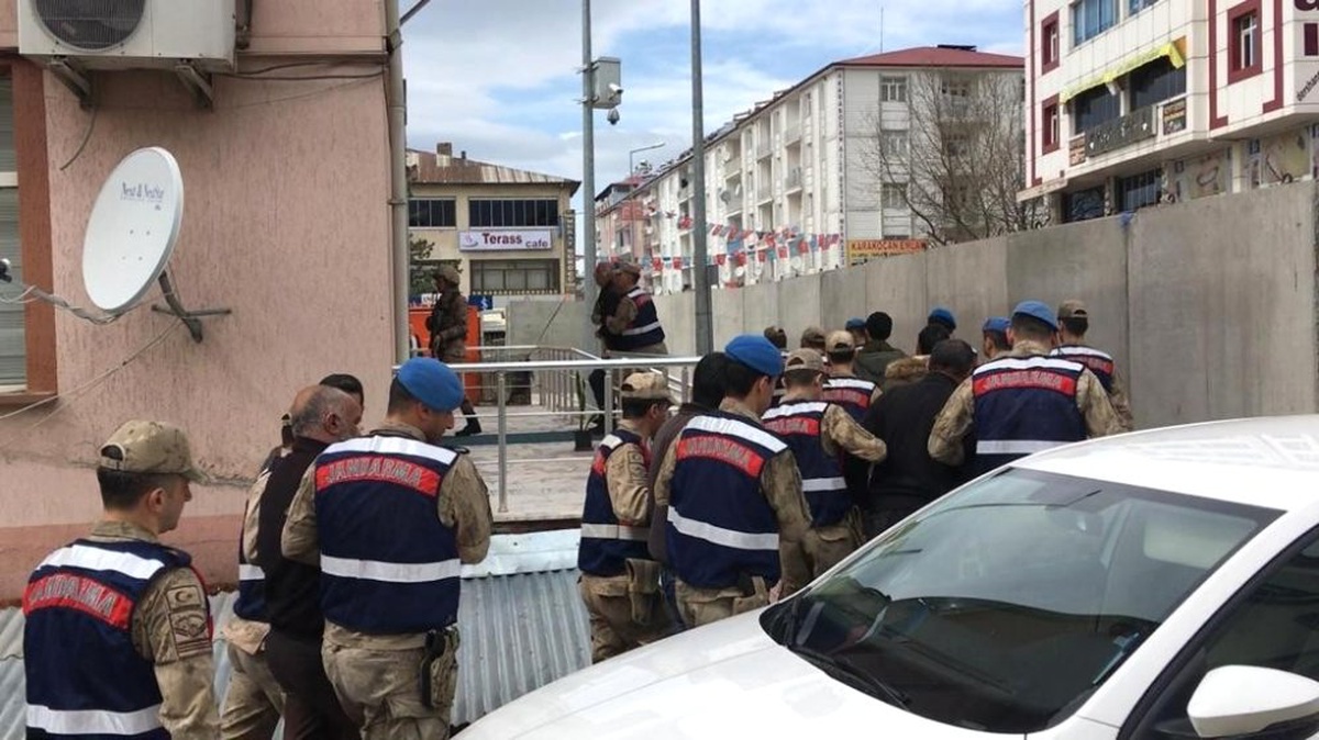 Elazığ\'da Pkk/kck Operasyonu: 7 Gözaltı