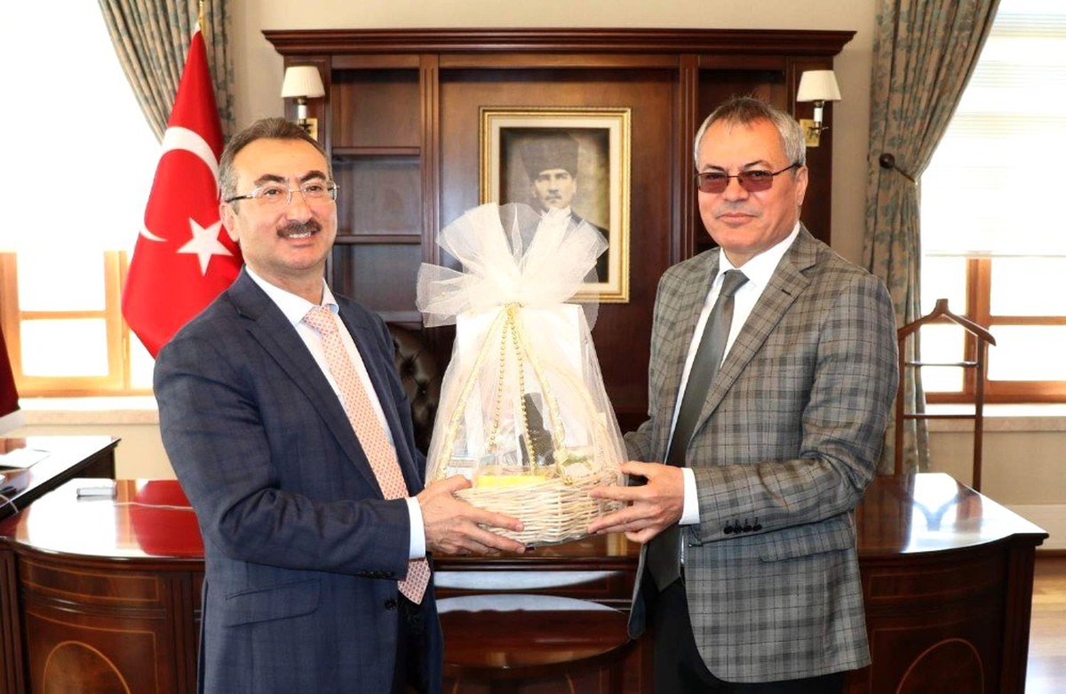 Gençlik ve Spor Bakan Yardımcısı Ersöz, Manisa\'da